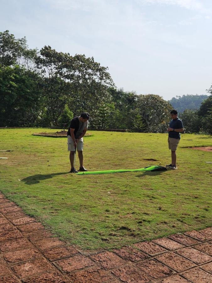 Serene Crest Resort Mananthavady Buitenkant foto